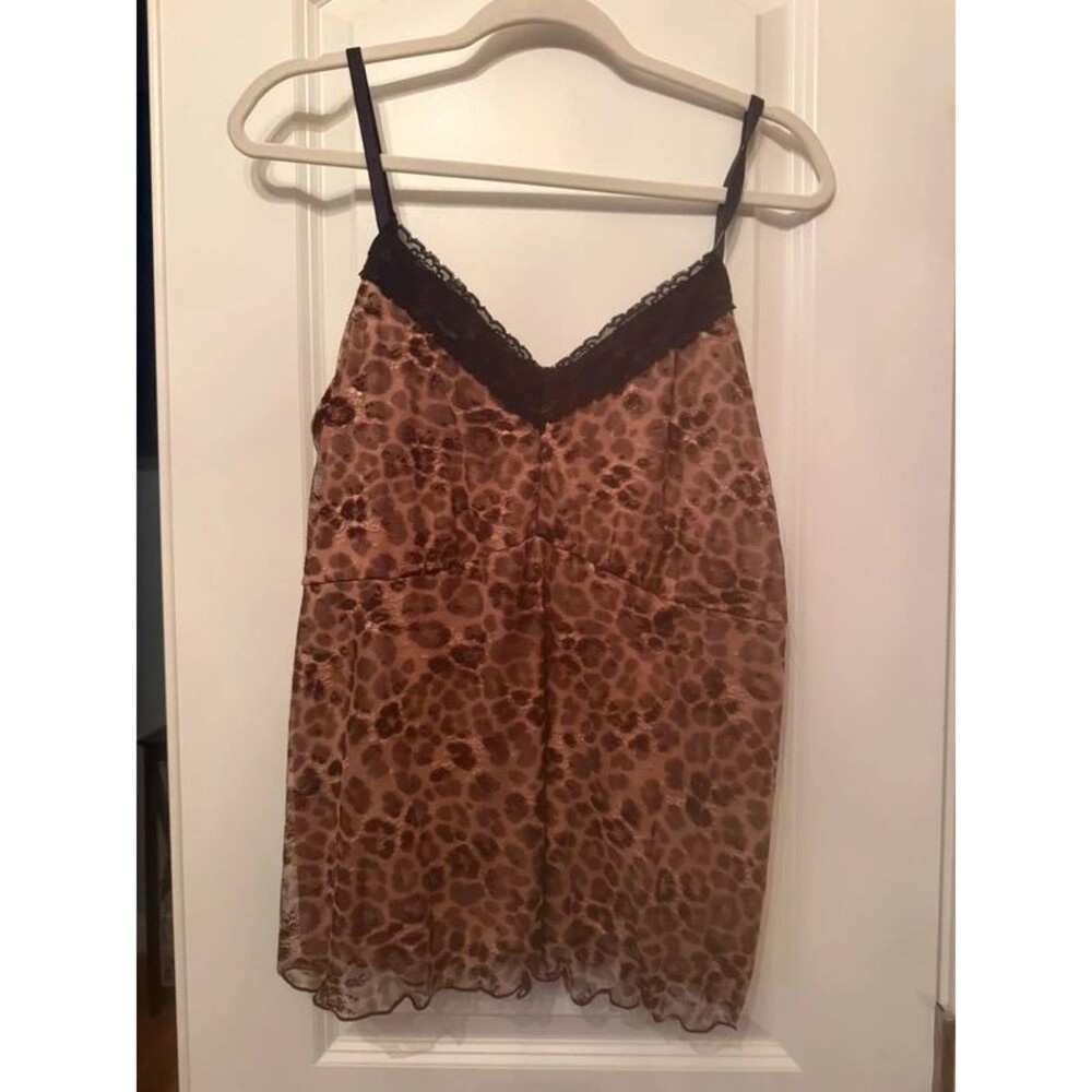 Torrid tank top BNWT size 0 (Large)